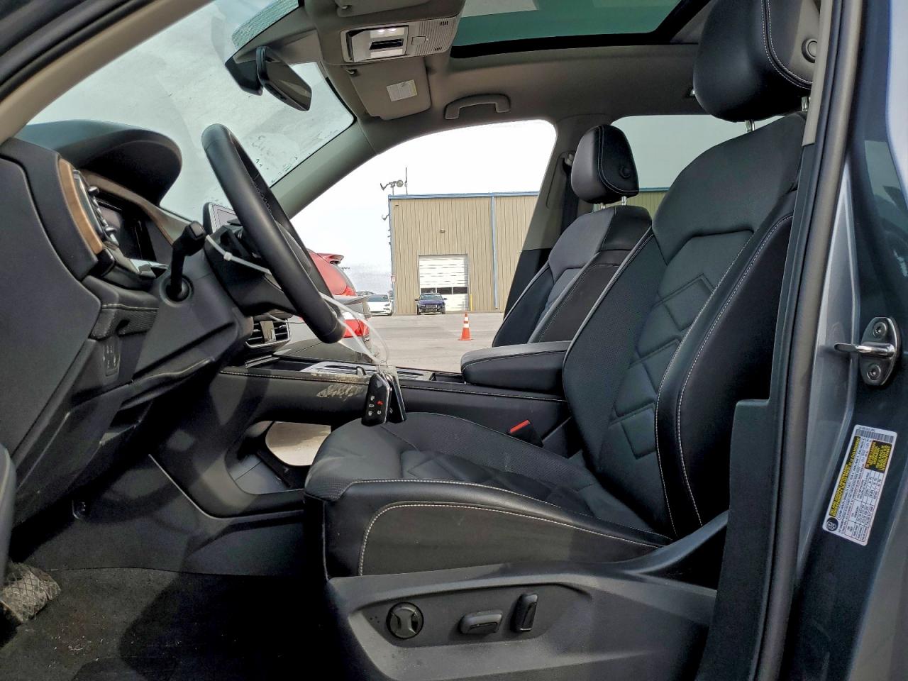 2024 VOLKSWAGEN ATLAS SE photo 7