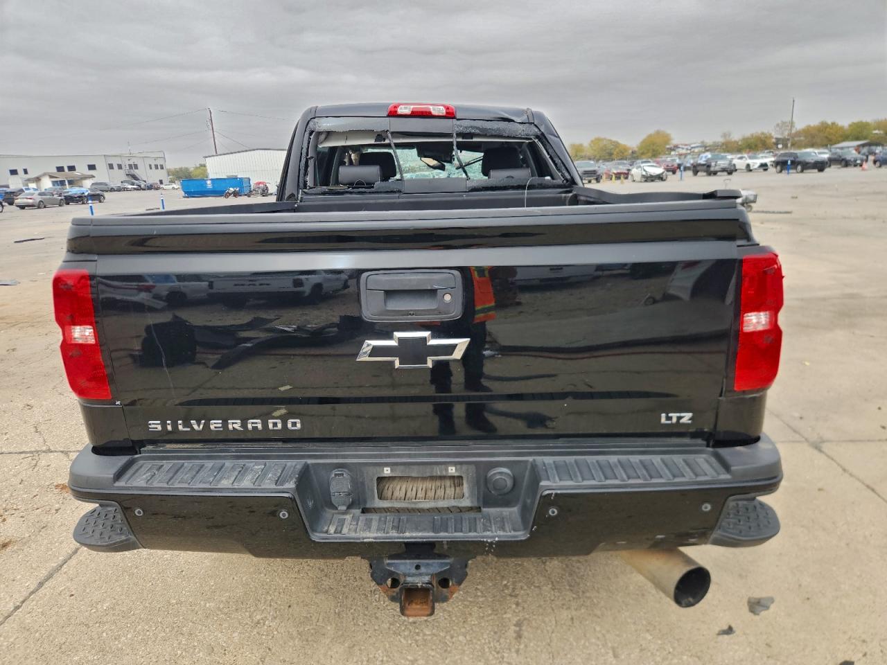 2018 CHEVROLET SILVERADO K2500 HEAVY DUTY LTZ photo 6