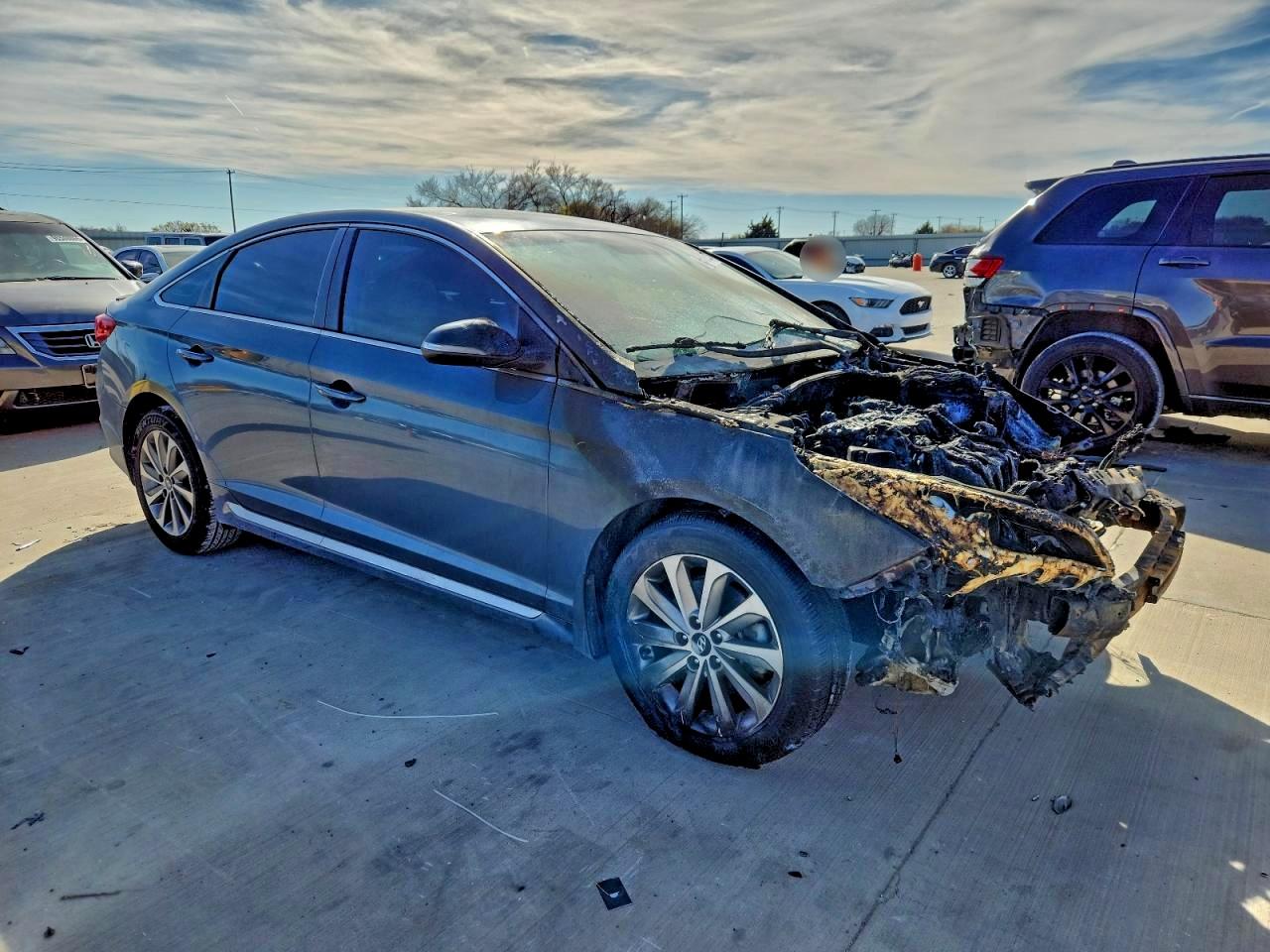 2015 HYUNDAI SONATA SPORT photo 4