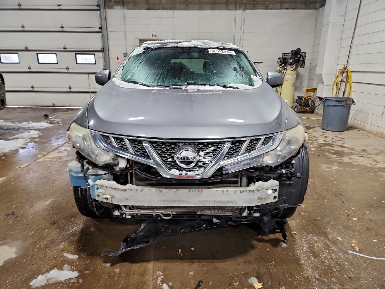 2014 NISSAN MURANO S photo 5