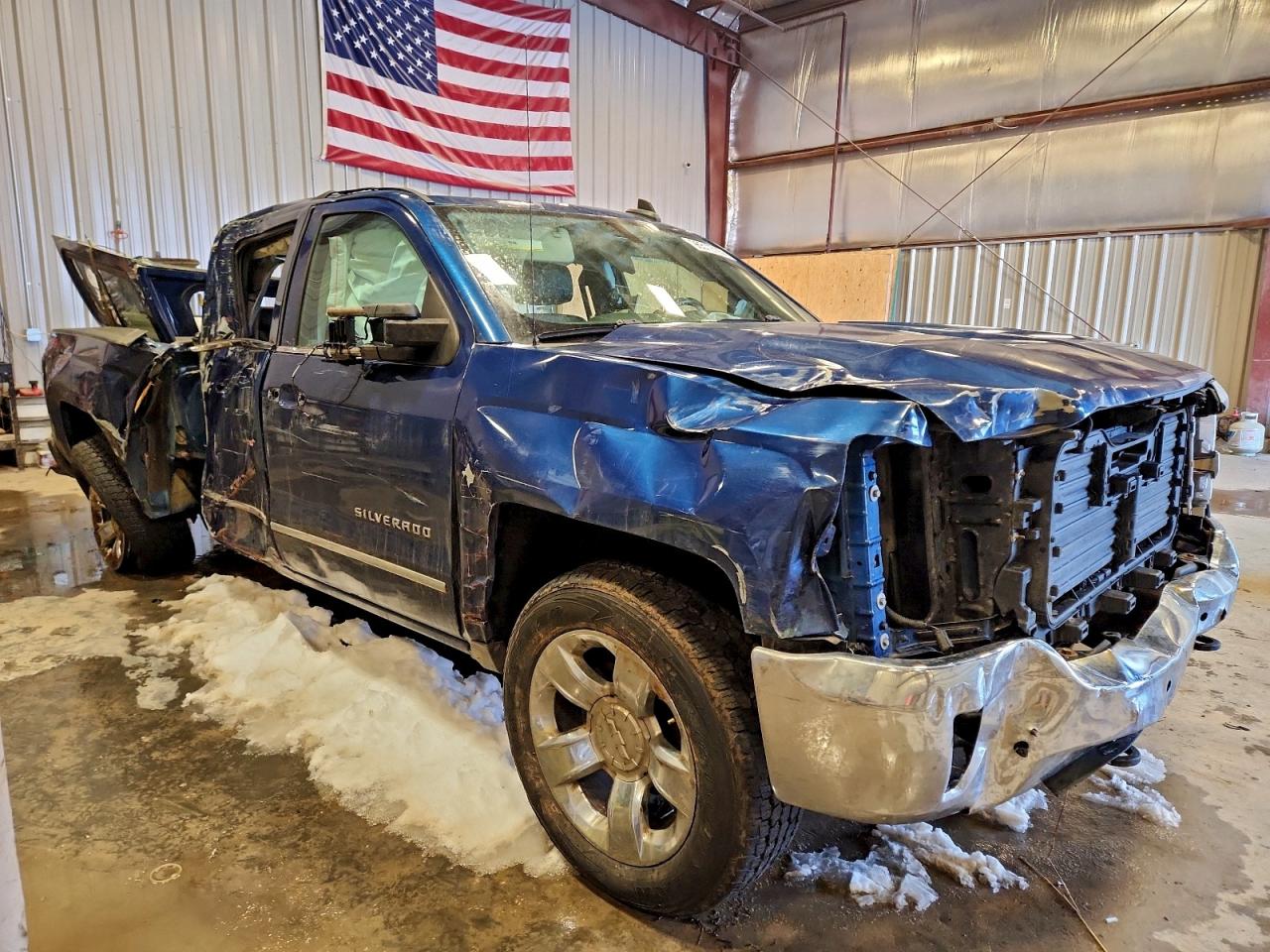 2018 CHEVROLET SILVERADO K1500 LTZ photo 4