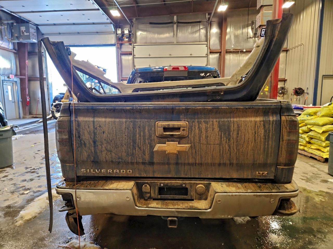 2018 CHEVROLET SILVERADO K1500 LTZ photo 6