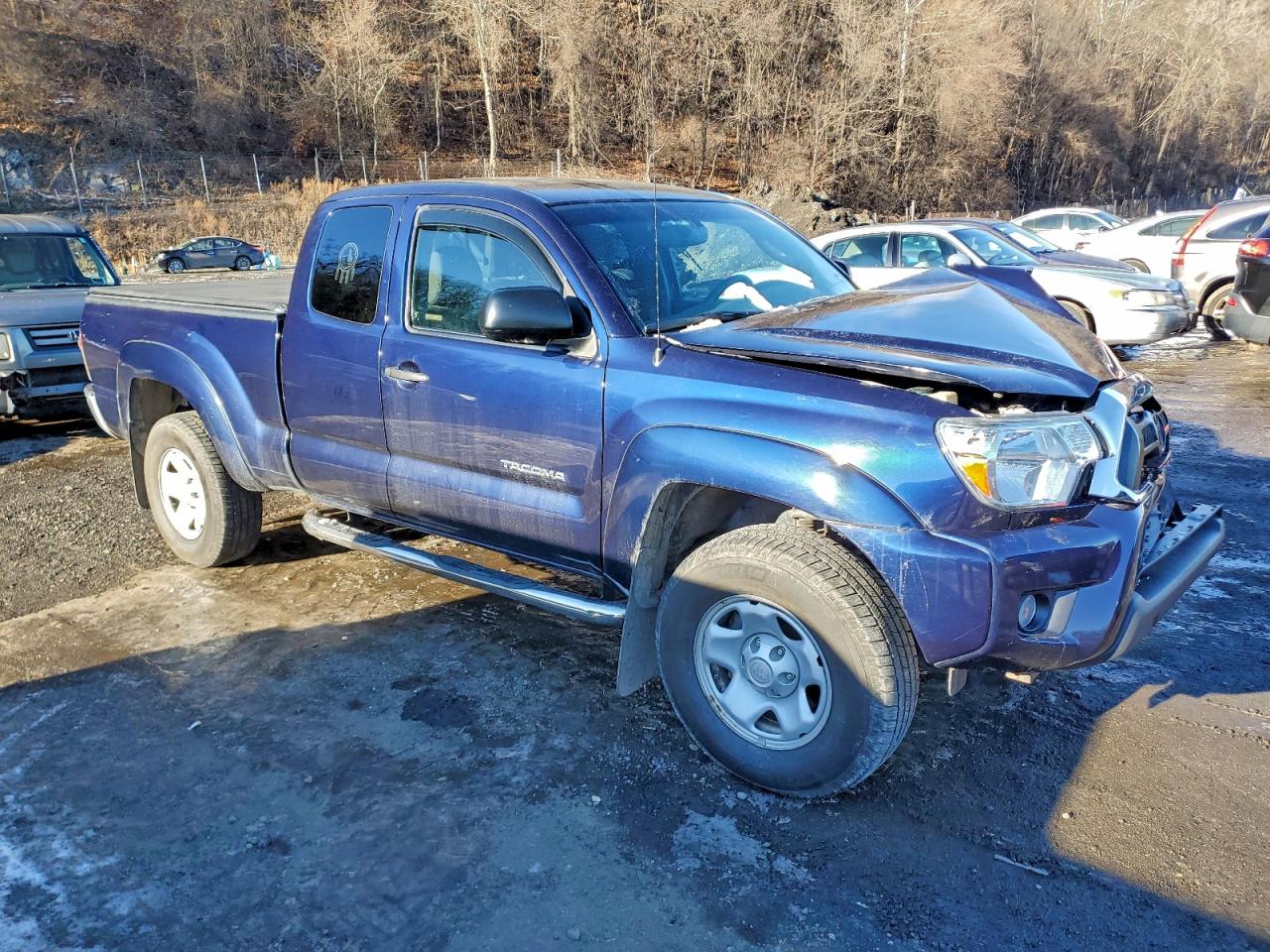 2012 TOYOTA TACOMA photo 4