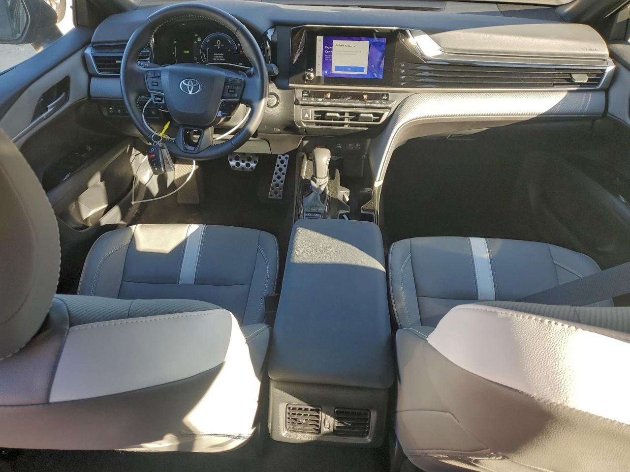 2025 TOYOTA CAMRY XSE photo 8