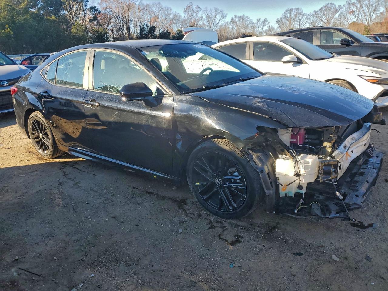 2025 TOYOTA CAMRY XSE photo 4
