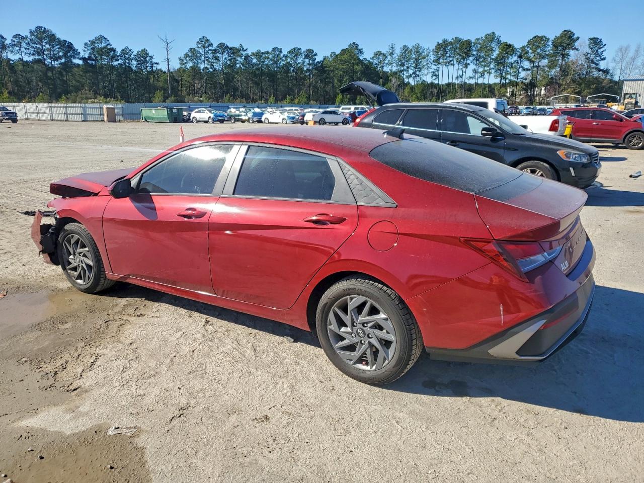 2024 HYUNDAI ELANTRA SEL photo 2