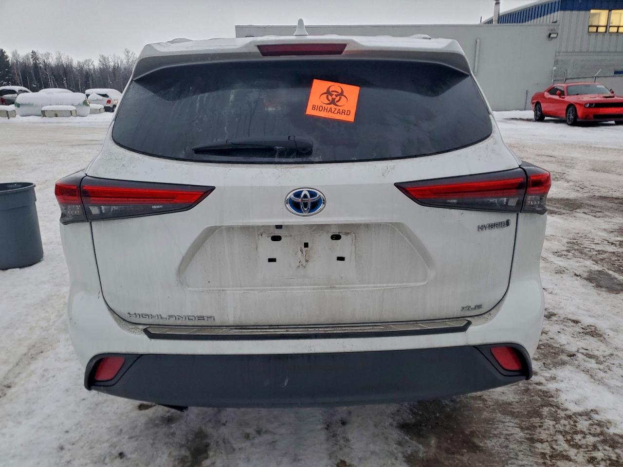2023 TOYOTA HIGHLANDER HYBRID XLE photo 11