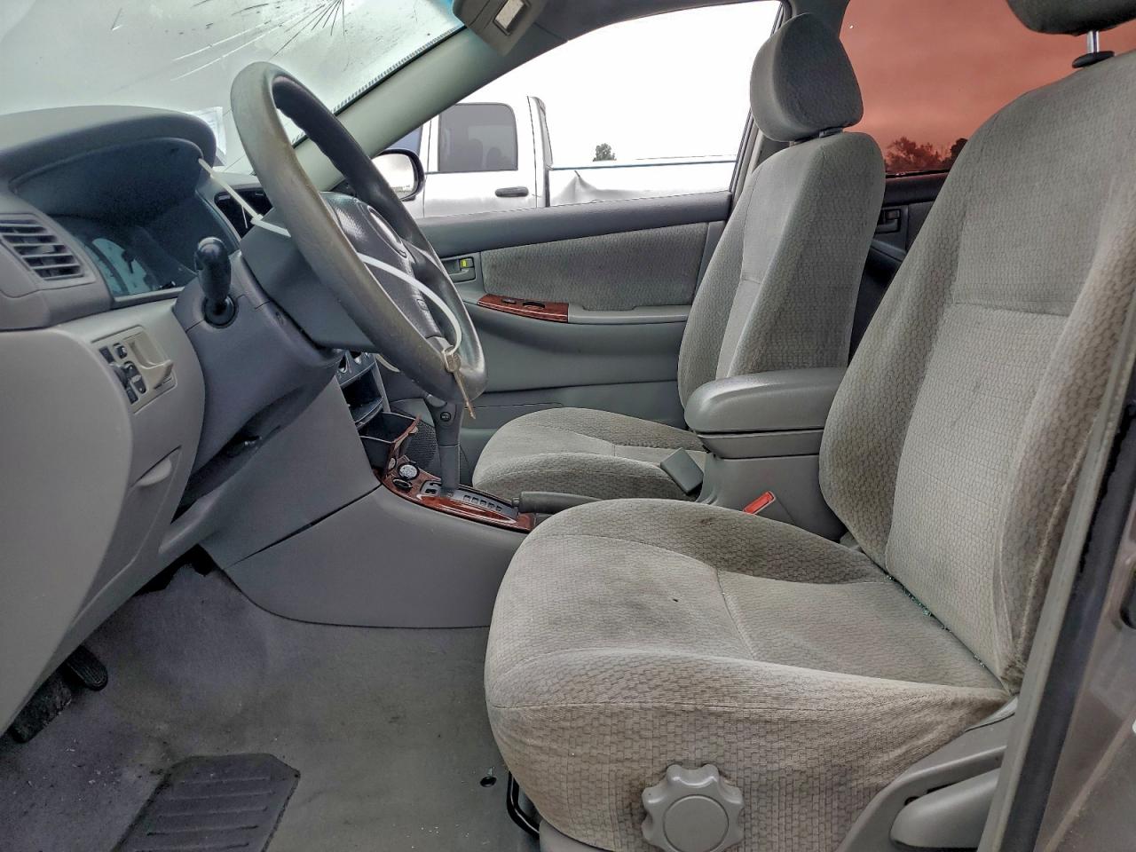 2003 TOYOTA COROLLA CE photo 13