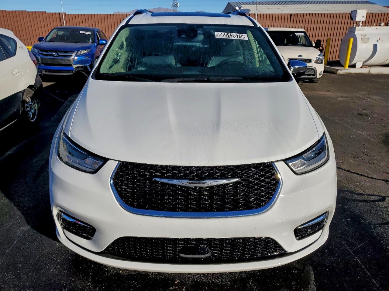 2023 CHRYSLER PACIFICA LIMITED photo 13