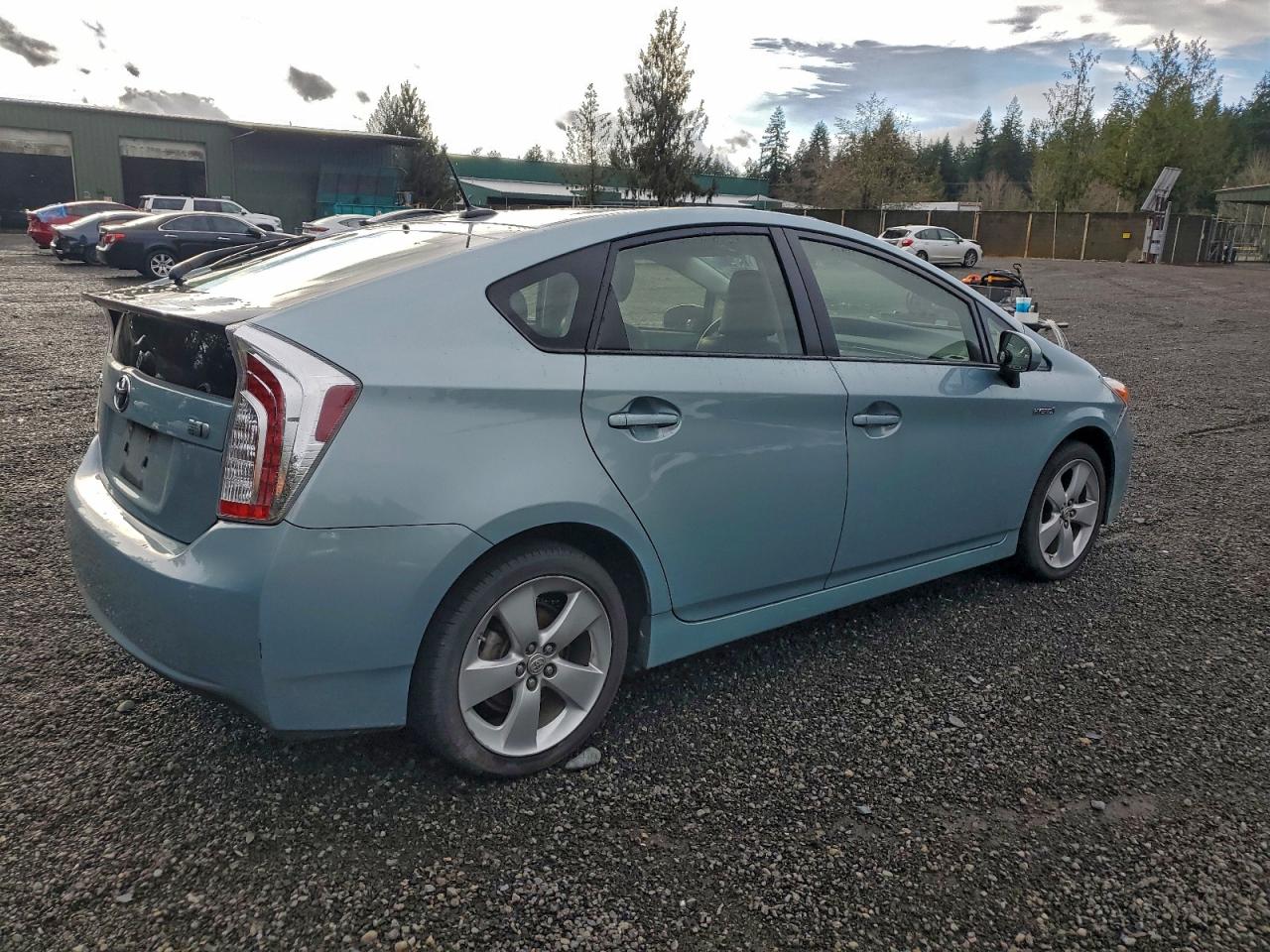 2012 TOYOTA PRIUS photo 7