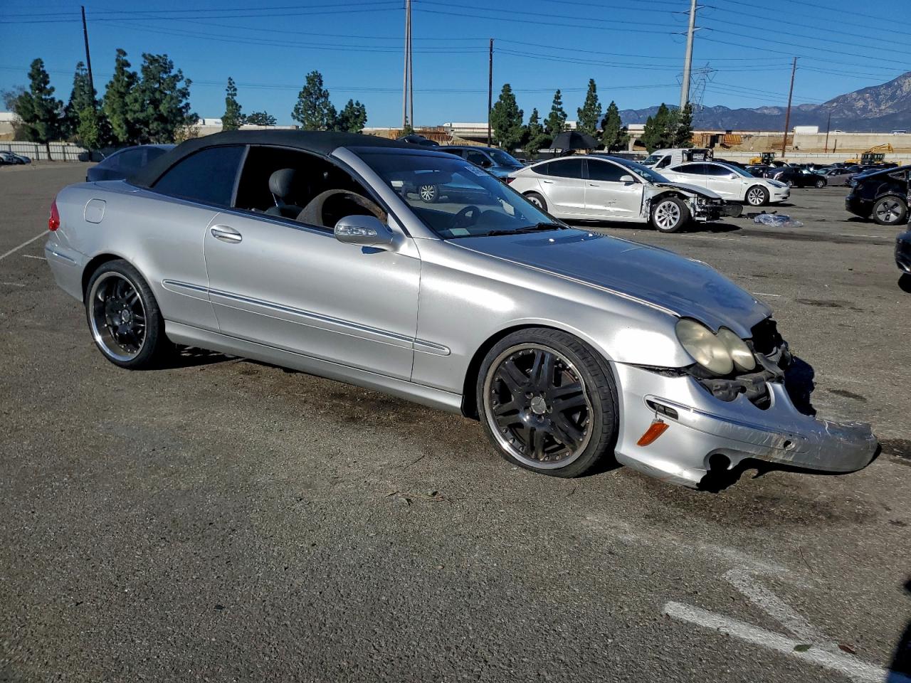 2005 MERCEDES-BENZ CLK 320 photo 7