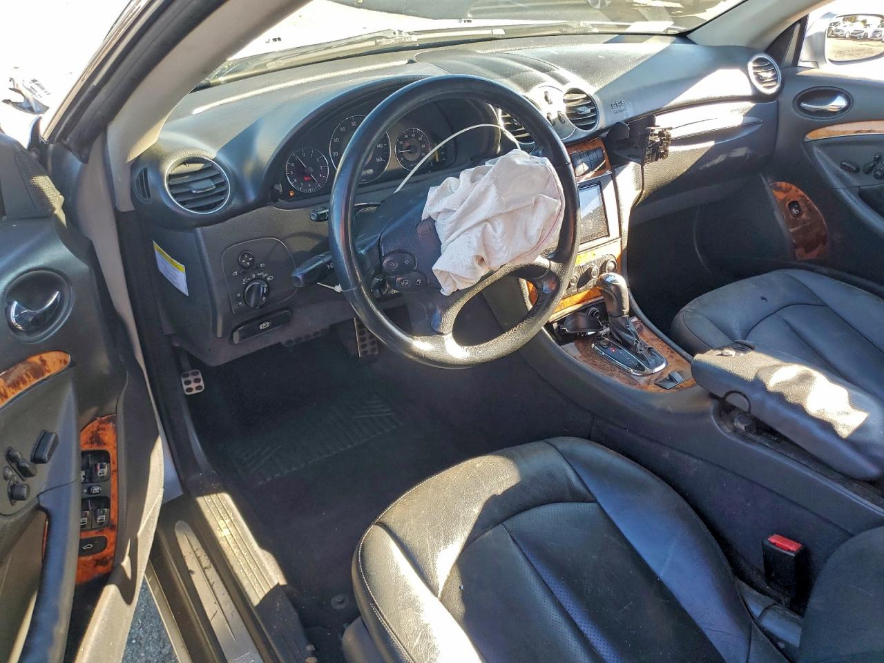 2005 MERCEDES-BENZ CLK 320 photo 15