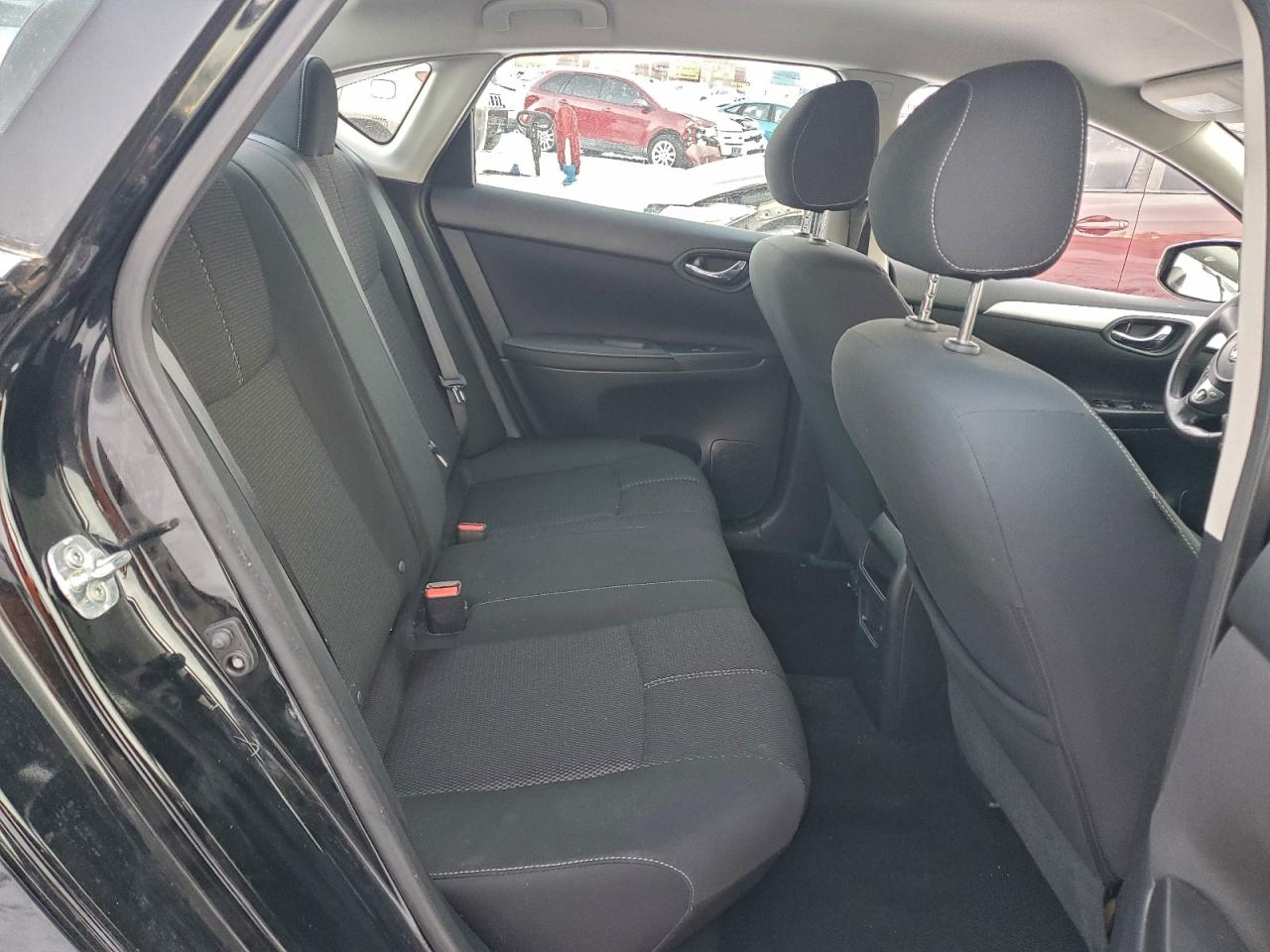 2018 NISSAN SENTRA S photo 10