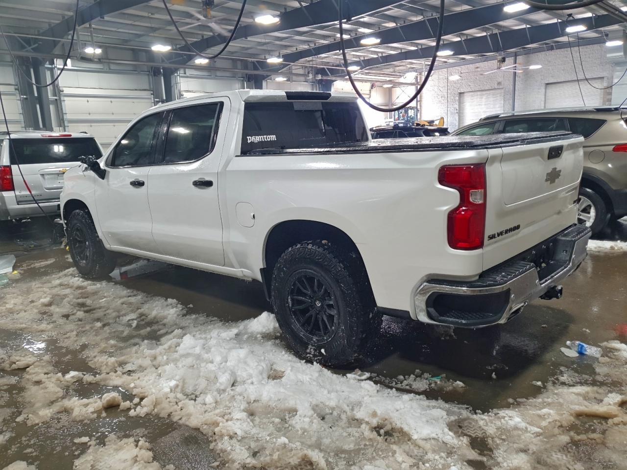 2021 CHEVROLET SILVERADO K1500 LTZ photo 2