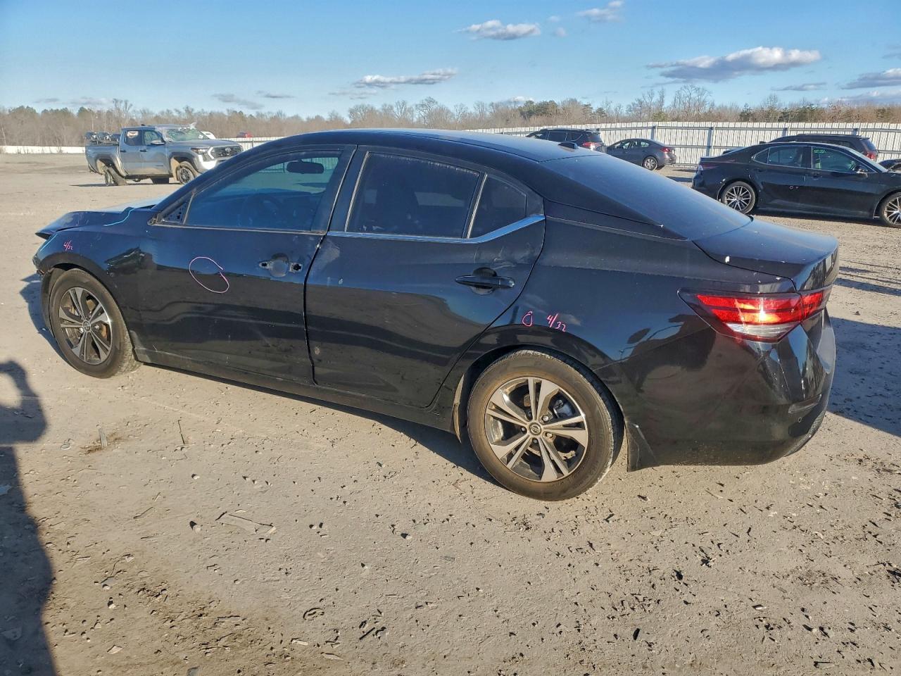 2022 NISSAN SENTRA SV photo 2