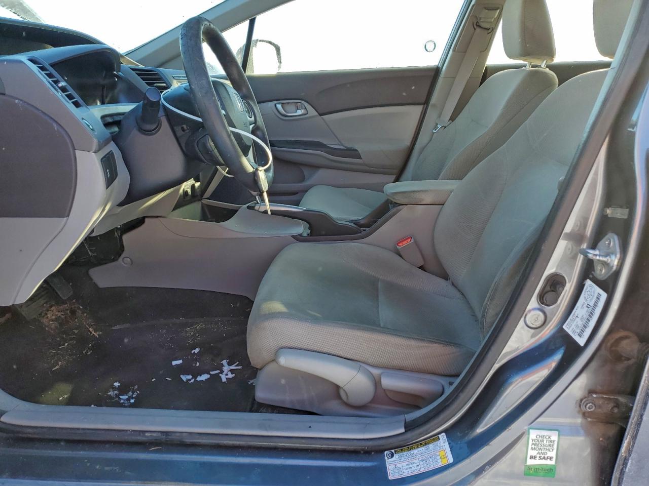 2012 HONDA CIVIC LX photo 13