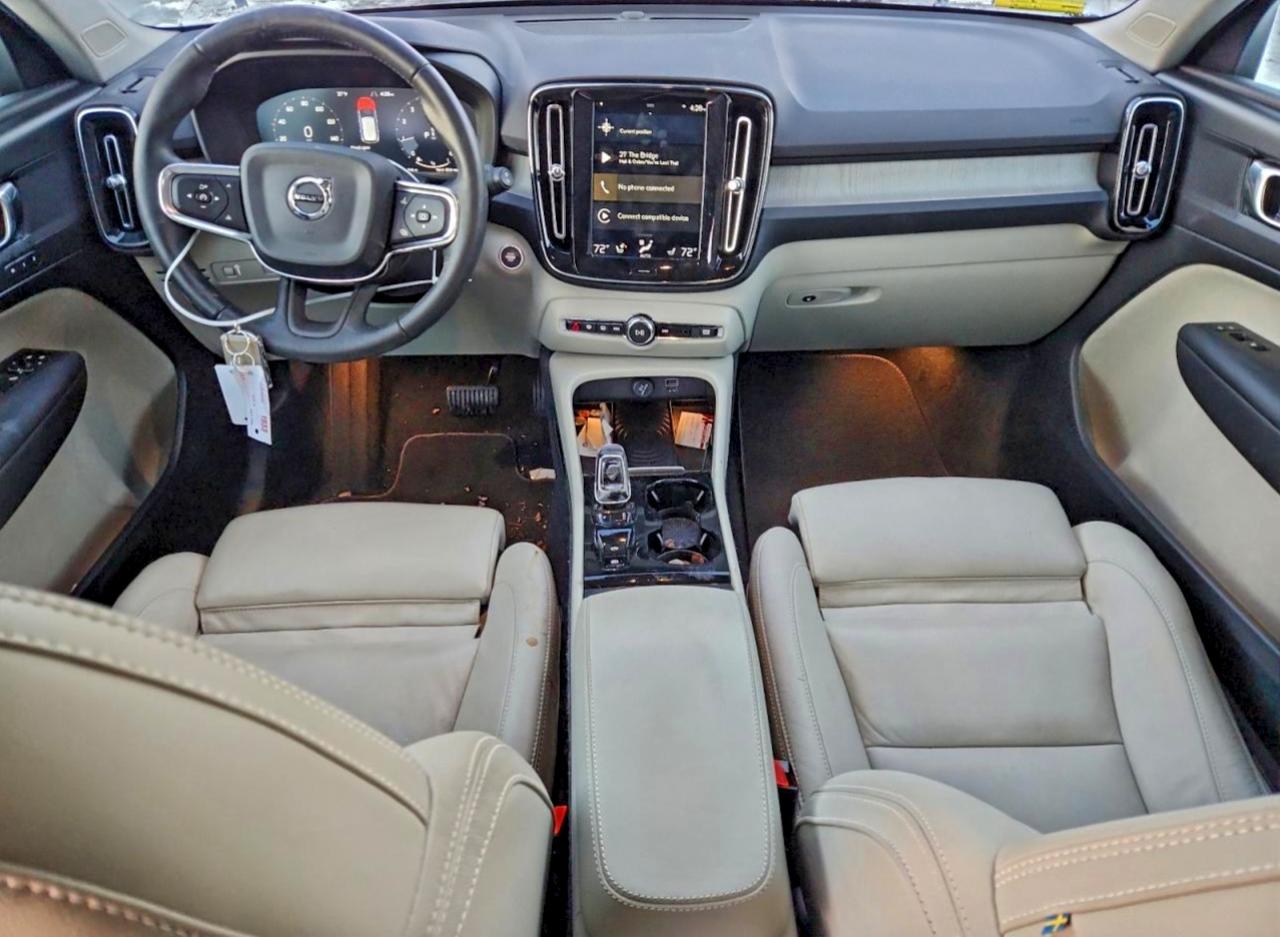 2019 VOLVO XC40 T5 INSCRIPTION photo 15