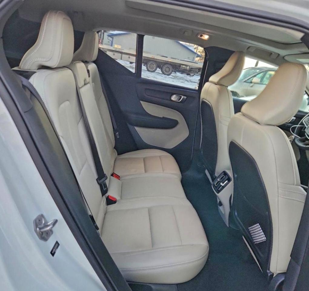2019 VOLVO XC40 T5 INSCRIPTION photo 19