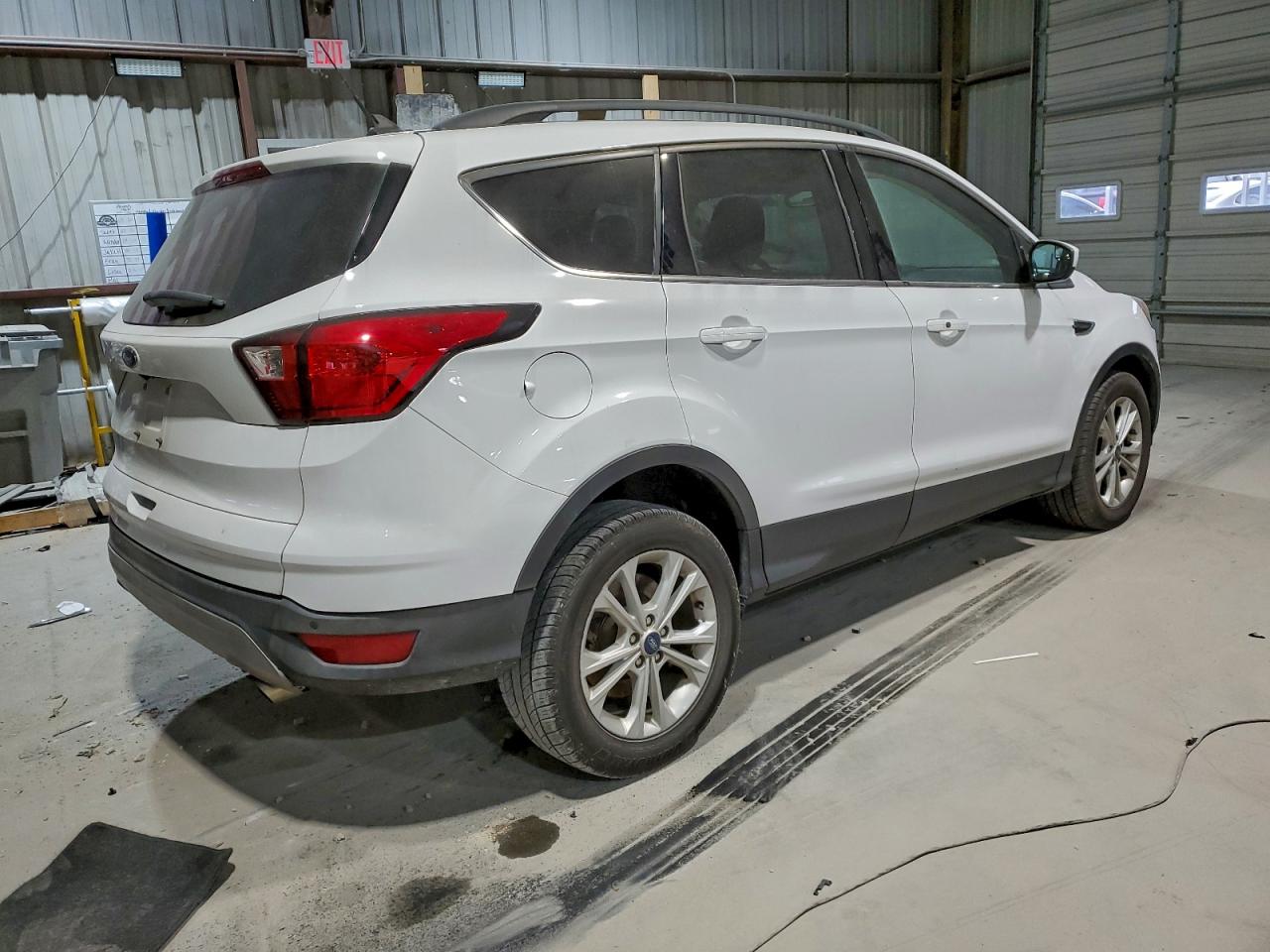 2019 FORD ESCAPE SEL photo 3