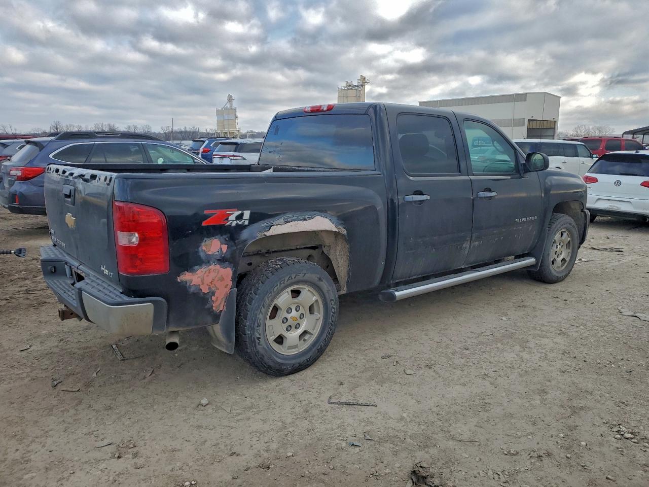 2010 CHEVROLET SILVERADO K1500 LT photo 5