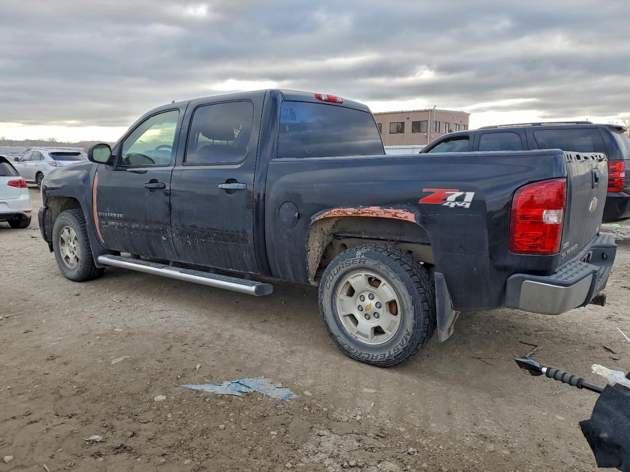 2010 CHEVROLET SILVERADO K1500 LT photo 3