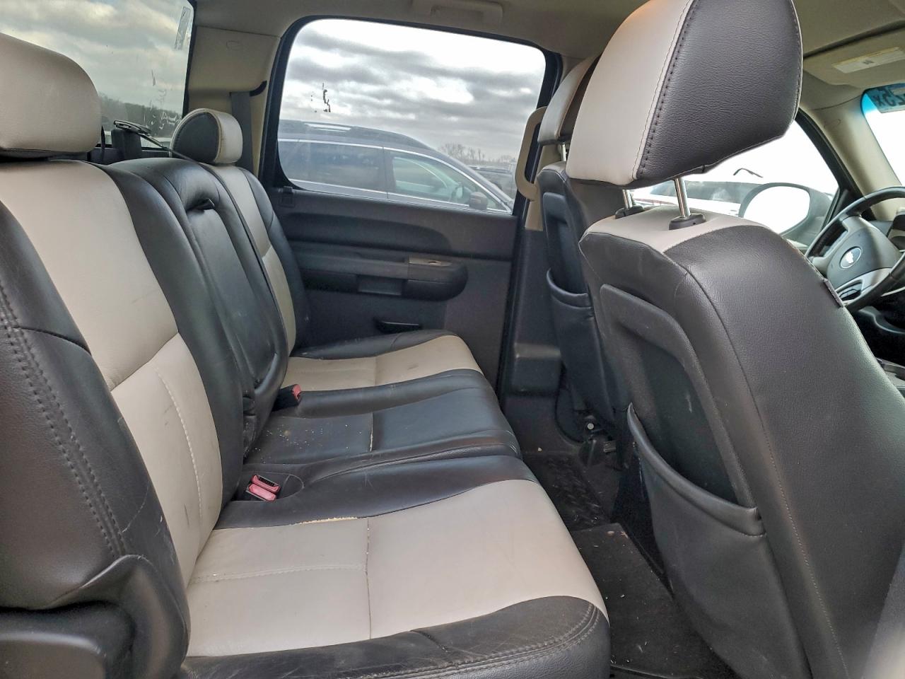 2010 CHEVROLET SILVERADO K1500 LT photo 19