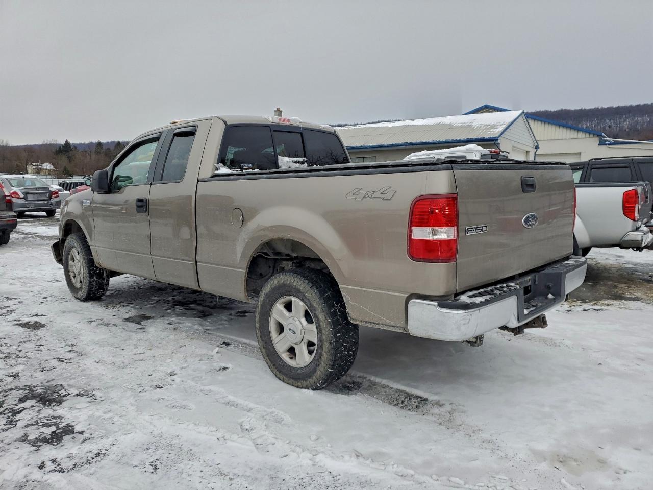 2004 FORD F150 photo 2