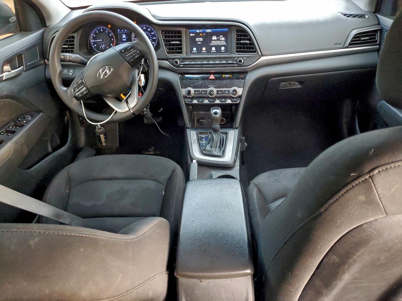 2020 HYUNDAI ELANTRA SEL photo 8