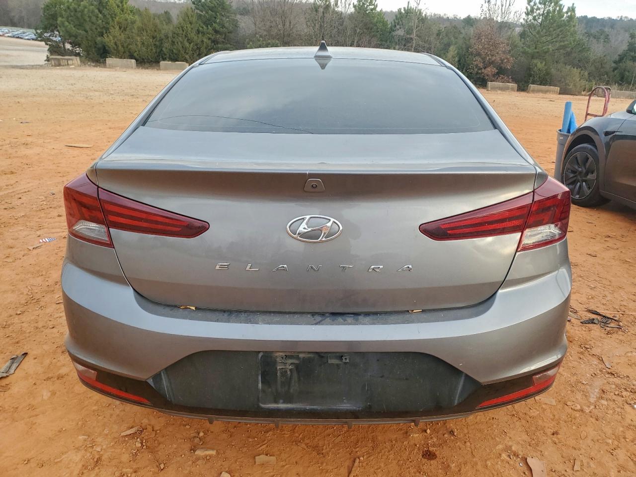 2020 HYUNDAI ELANTRA SEL photo 6