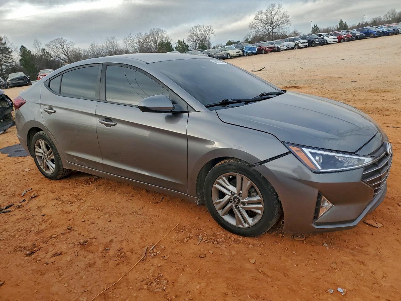 2020 HYUNDAI ELANTRA SEL photo 4