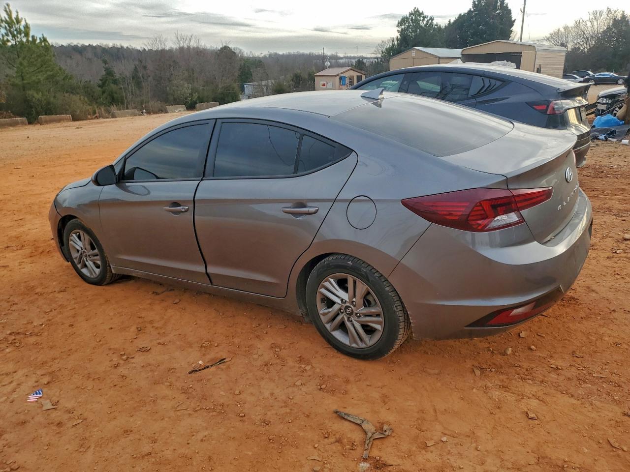 2020 HYUNDAI ELANTRA SEL photo 2