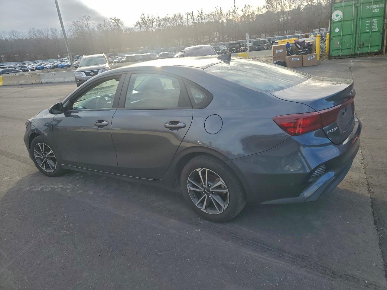 2024 KIA FORTE LX photo 3