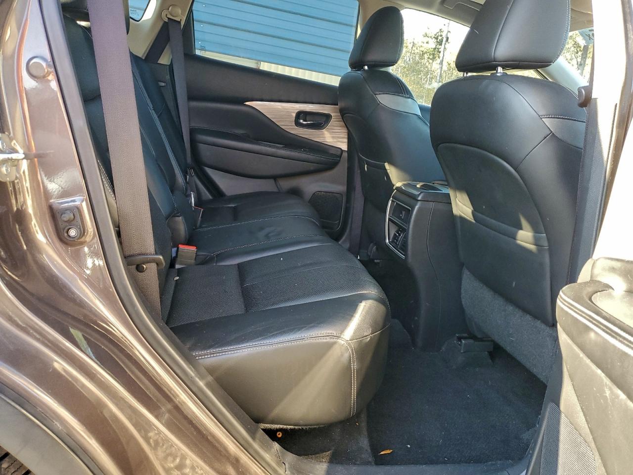 2015 NISSAN MURANO S photo 11