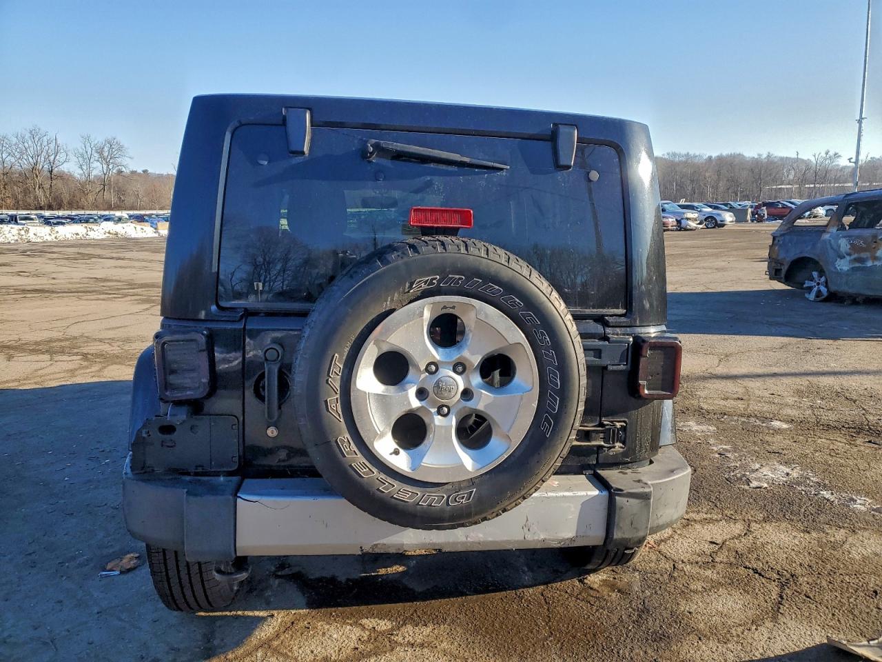 2013 JEEP WRANGLER UNLIMITED SAHARA photo 6