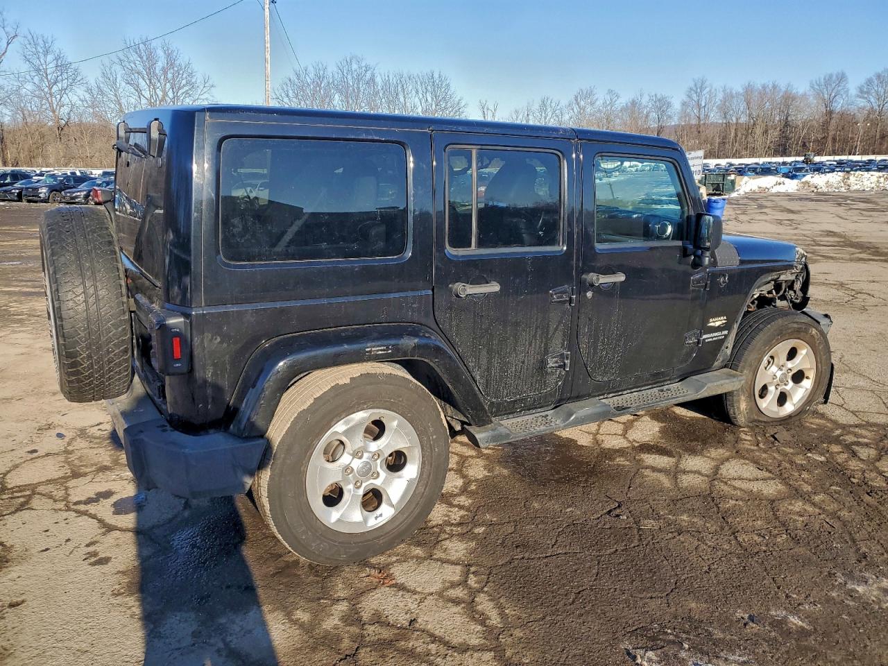 2013 JEEP WRANGLER UNLIMITED SAHARA photo 3