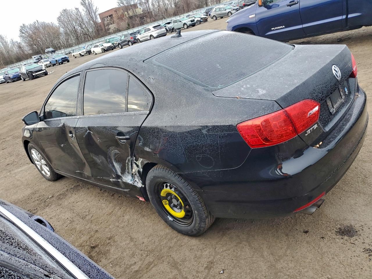 2014 VOLKSWAGEN JETTA SE photo 2