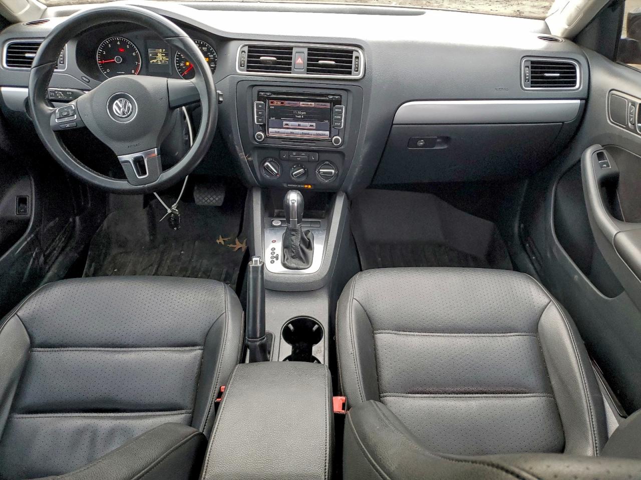 2014 VOLKSWAGEN JETTA SE photo 8