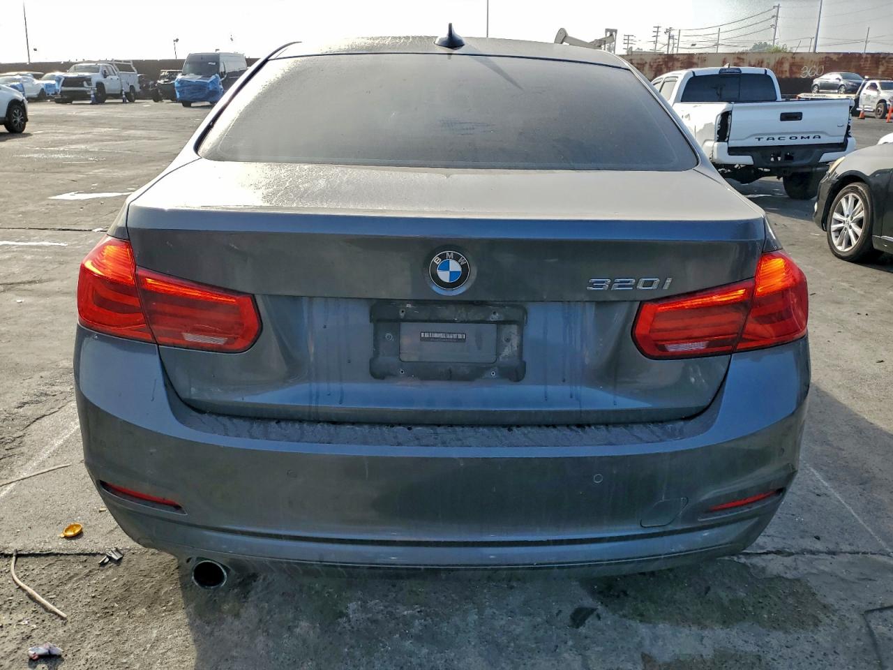 2016 BMW 320 I photo 6
