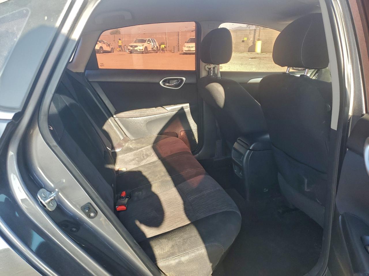 2015 NISSAN SENTRA S photo 19