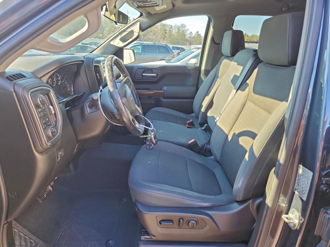 2019 CHEVROLET SILVERADO K1500 RST photo 7