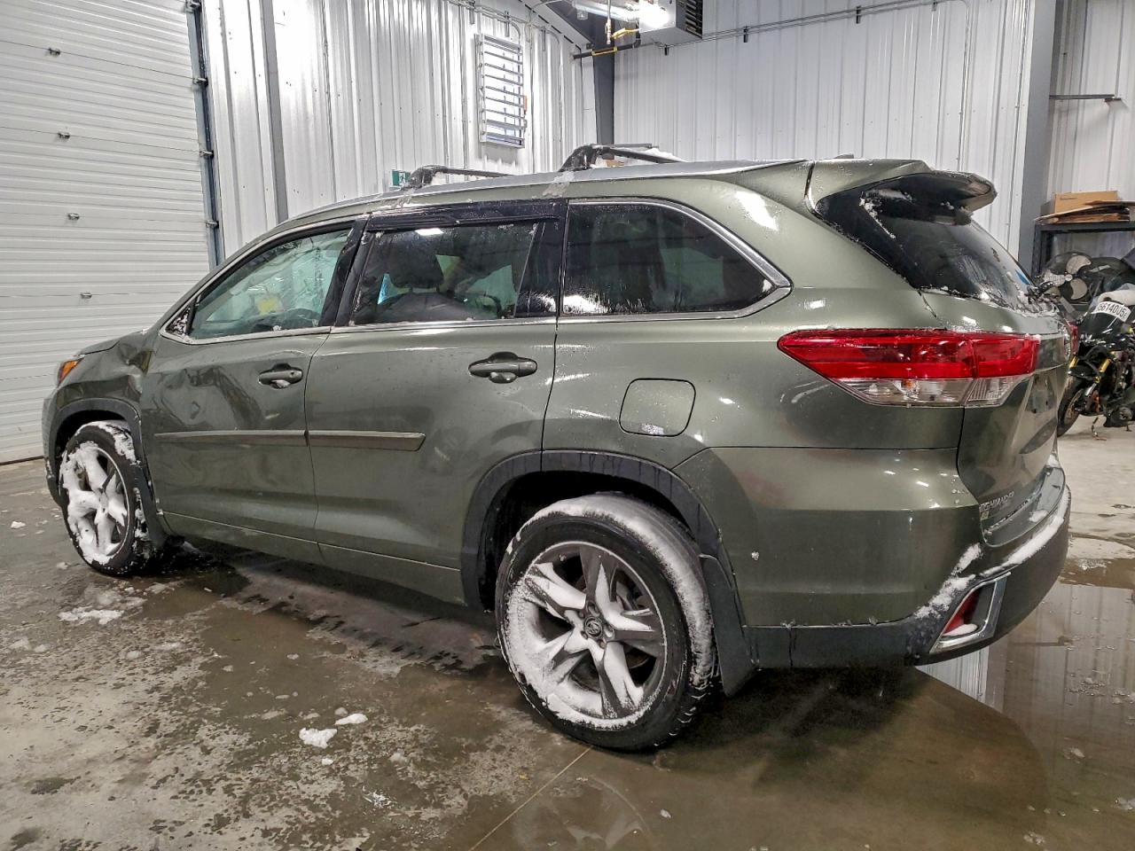 2018 TOYOTA HIGHLANDER LIMITED photo 2