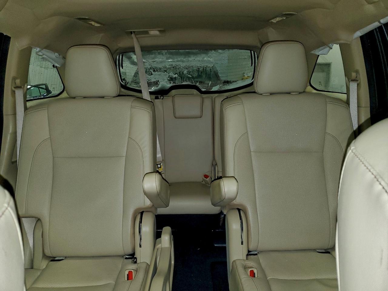 2018 TOYOTA HIGHLANDER LIMITED photo 10