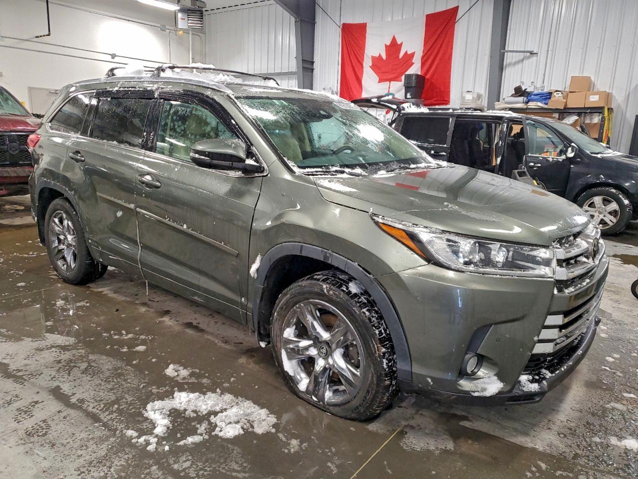 2018 TOYOTA HIGHLANDER LIMITED photo 4
