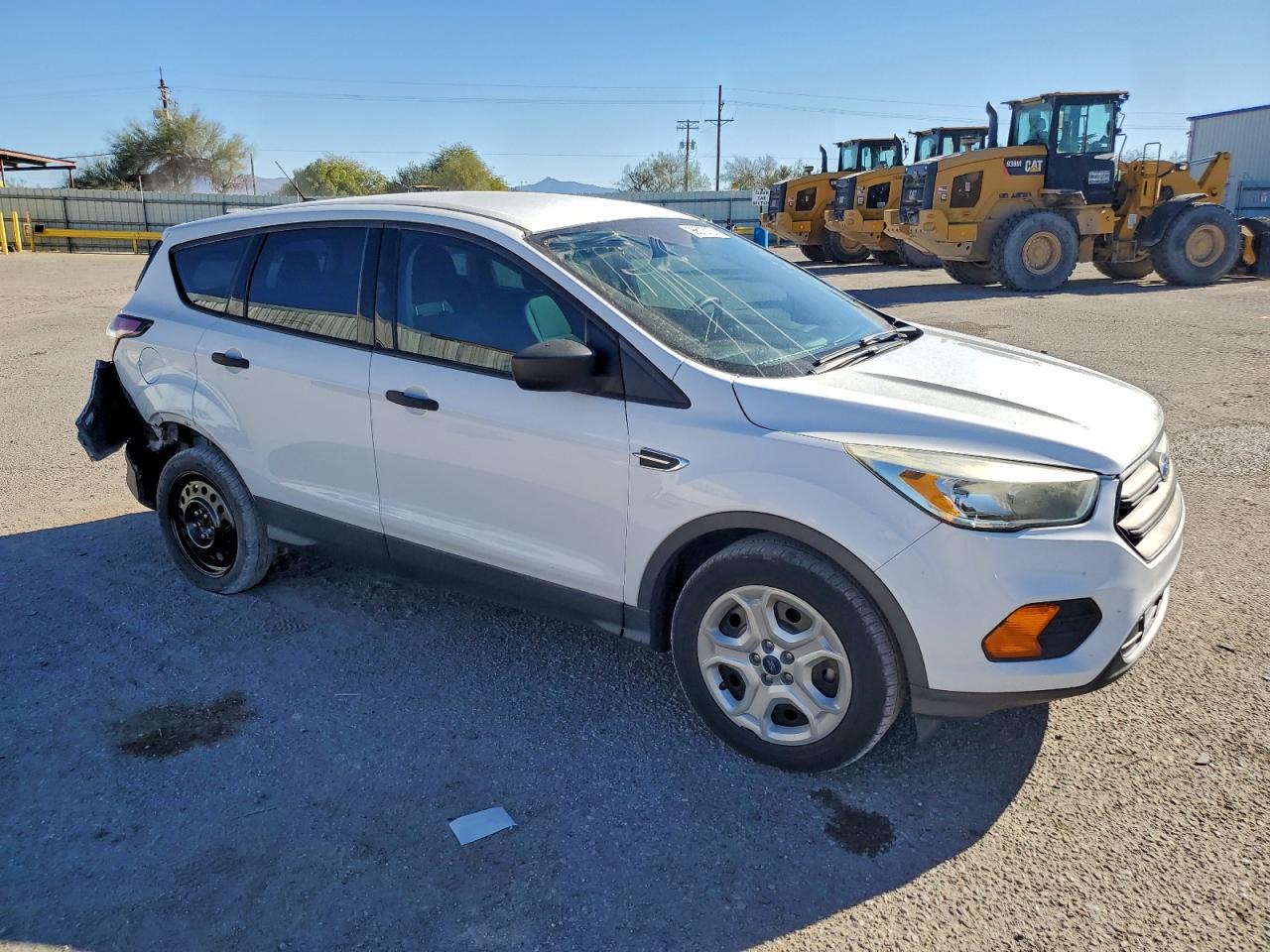 2017 FORD ESCAPE S photo 4
