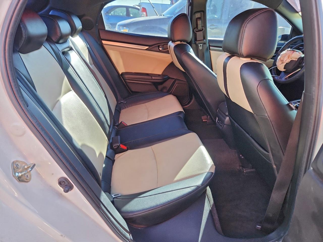 2017 HONDA CIVIC SPORT TOURING photo 10
