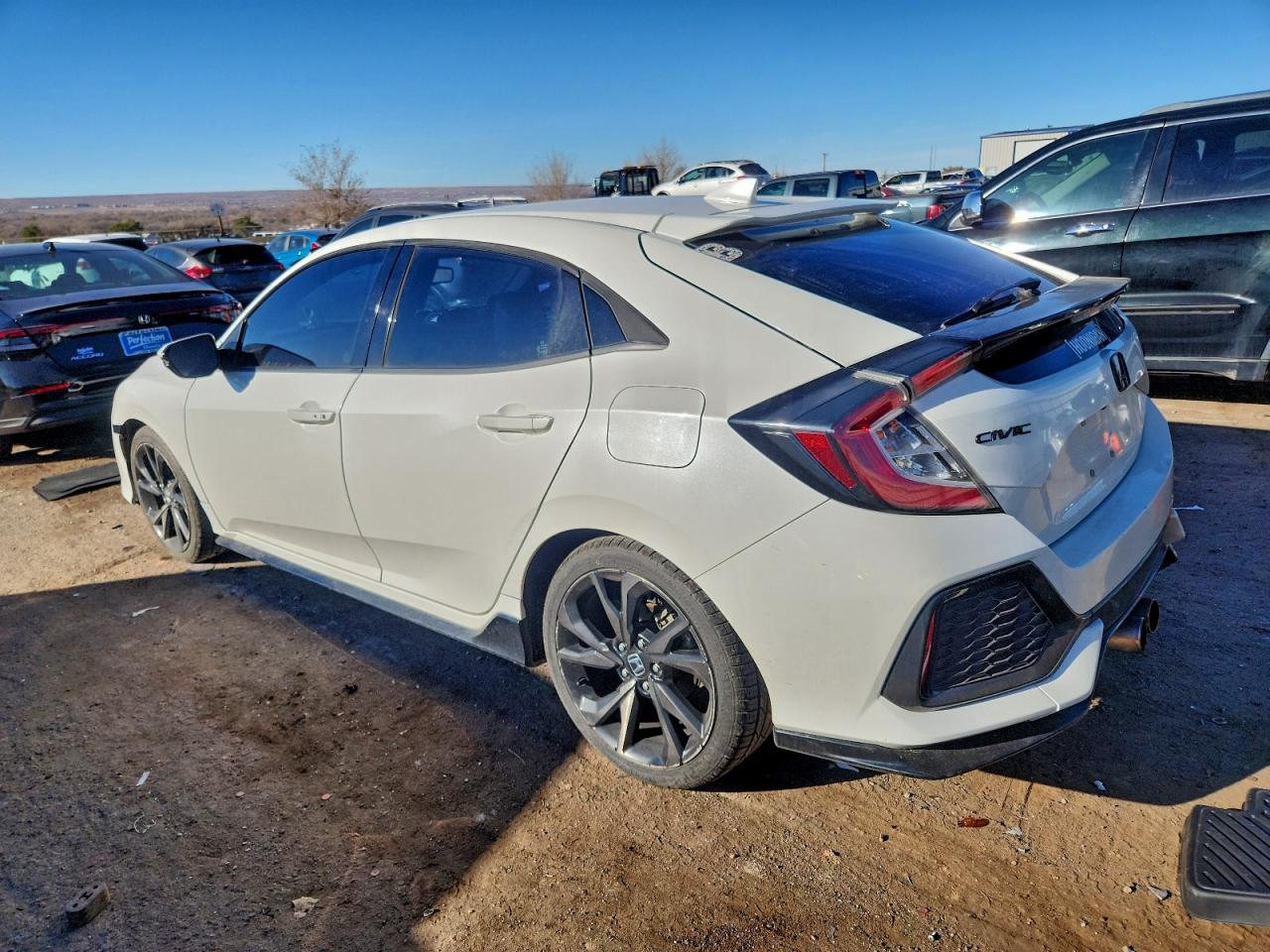 2017 HONDA CIVIC SPORT TOURING photo 2