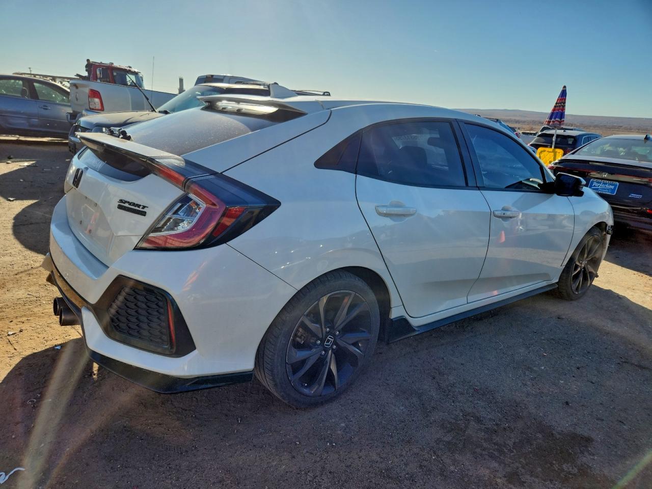 2017 HONDA CIVIC SPORT TOURING photo 3