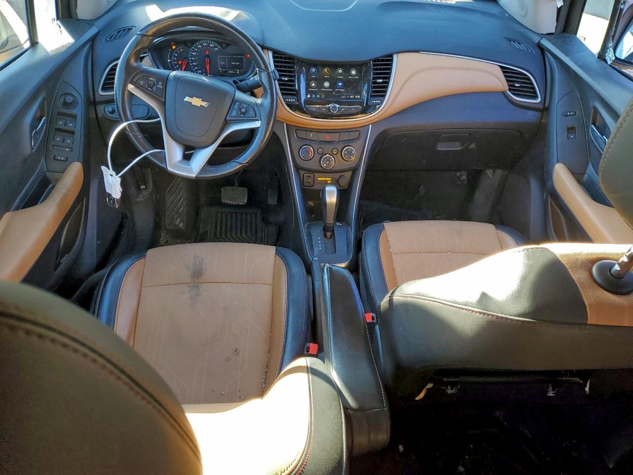 2018 CHEVROLET TRAX 1LT photo 8