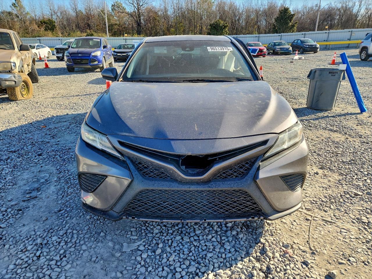 2018 TOYOTA CAMRY L photo 5