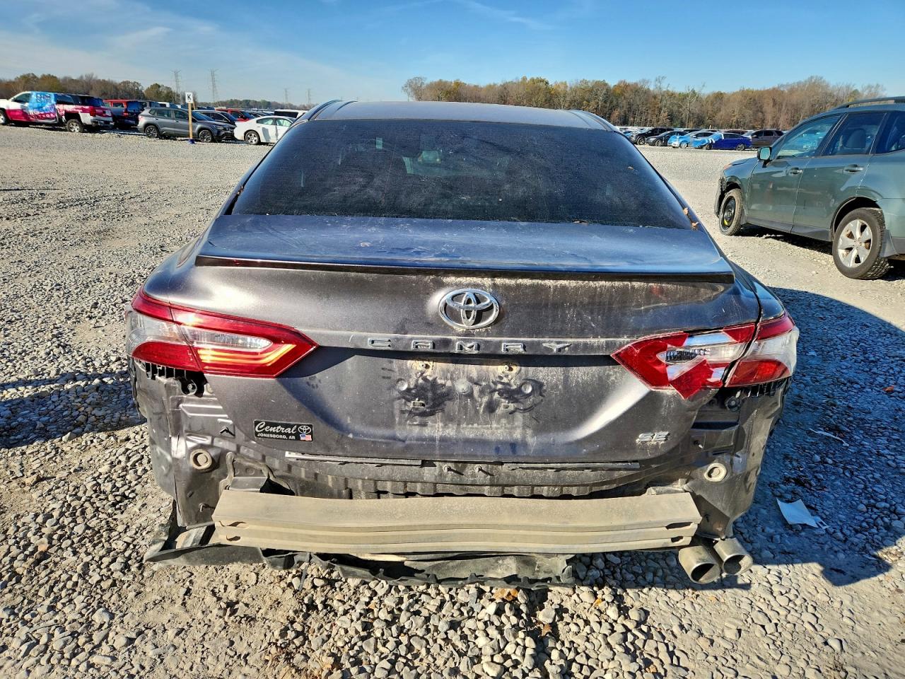 2018 TOYOTA CAMRY L photo 6
